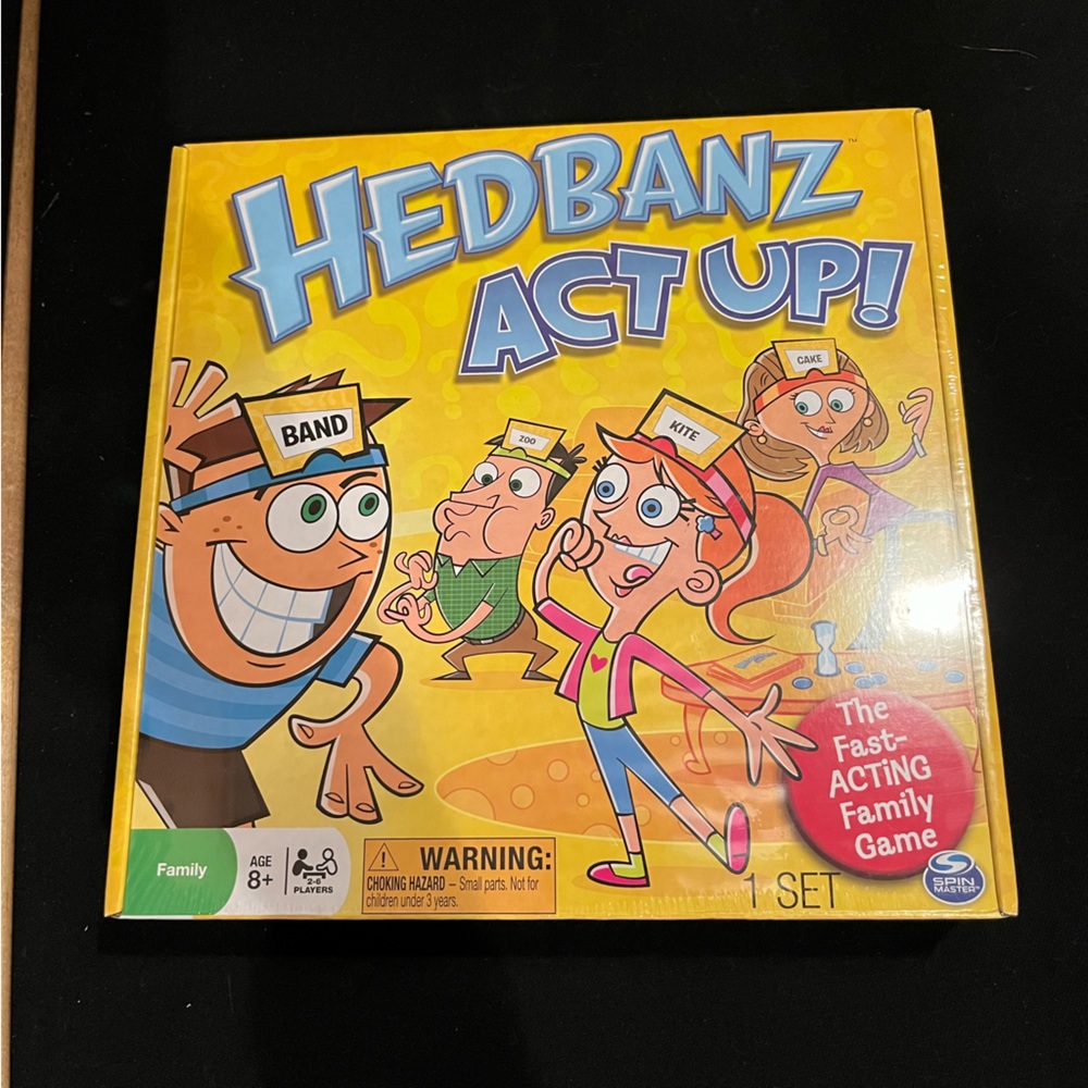 Hedbanz Act Up game
